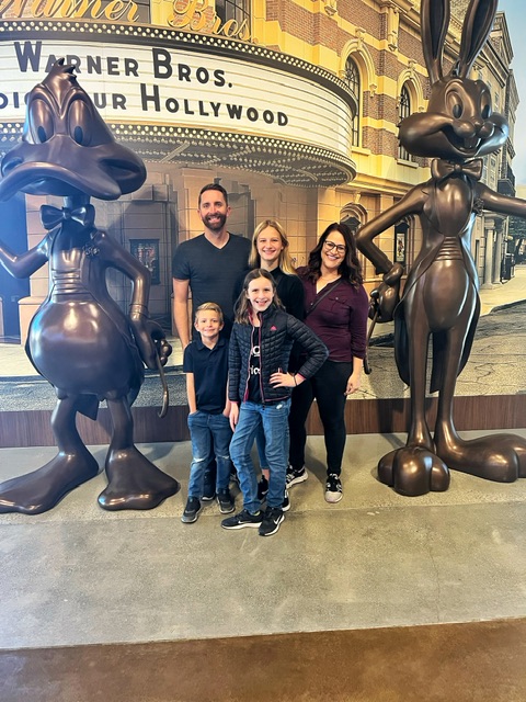 14 Best Family Friendly Things to do in Burbank | SoCalFunFamily